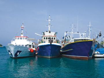 Работники флота рыбной промышленности при определенном стаже имеют право на досрочный выход на пенсию