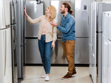 Свои нюансы есть у покупки через подотчетника прослеживаемого товара, например холодильника. О них мы рассказали в журнале № 11 за 2022 г.