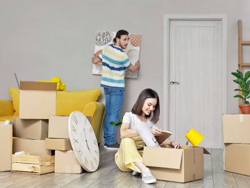 Переезд работника, состоящего на воинском учете или обязанного состоять, — не только повод, чтобы поздравить этого работника с новосельем, но и основание для подачи сведений в военкомат