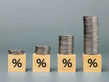 Чтобы спокойно учесть проценты от депозита как доходы при УСН и начислить с них 6%-й налог, проверьте договор с банком. Счет должен быть открыт именно на ИП