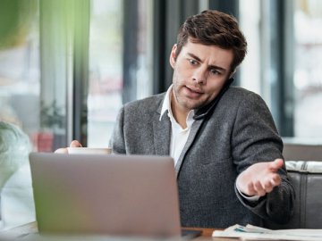 Конечно, странная ситуация складывается: по сумме налог переплатили, а все равно могут начислить пени. Остается надеяться, что налоговики и их программы правильно поймут и проанализируют 6-НДФЛ