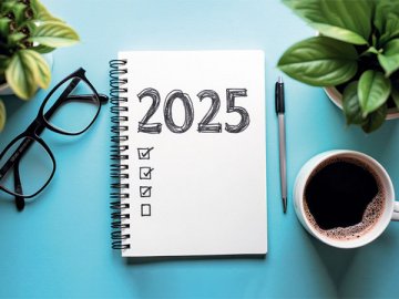 До конца февраля отчитаться по итогам 2025 г. упрощенцы могут как по новой форме декларации, так и по старой