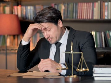 Если имело место превышение по доходам, ИП будет очень сложно доказать в суде, что он был вправе применять ПСН. Даже при очевидном бездействии налоговиков