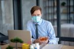 Новости: Не к любым маскам, используемым для защиты от коронавируса, применяются НДС-льготы
