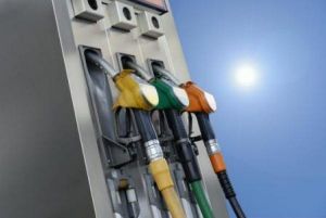 Новости: Акцизы на бензин вырастут со второго квартала