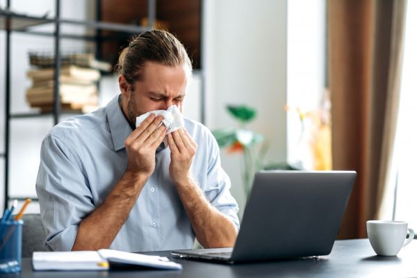Новости: Можно ли уволиться, находясь на больничном