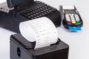 Новости: За товар заплатил подотчетник юрлица корпоративной картой: нужно ли выдавать чек