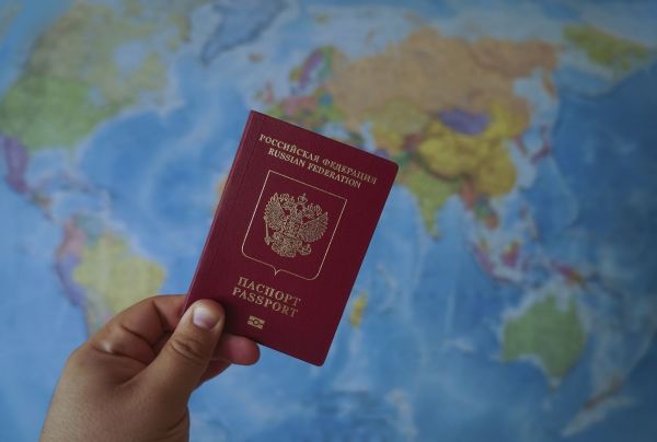 Новости: Оформить загранпаспорт по-быстрому предлагают только мошенники
