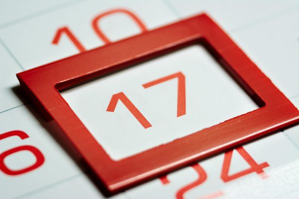 Новости: Обязательно ли выходные дни должны входить в период отпуска