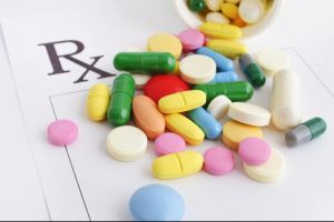 Новости: Антибиотики и ряд других рецептурных препаратов можно будет заказать на дом