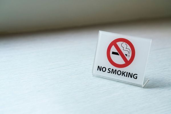 Новости: С автобусных остановок исчезнут табачные палатки