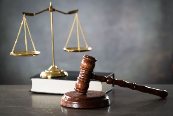 Новости: Норма о выплате процентов за задержку зарплаты распространяется и на компенсацию морального вреда