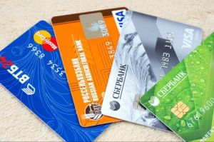Новости: Visa и MasterCard приостанавливают работу в России
