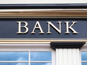 Новости: Банки не вправе навязывать страховую компанию клиенту
