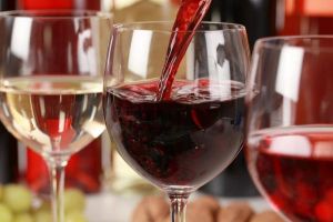 Новости: За перевозку самогона или домашнего вина могут оштрафовать