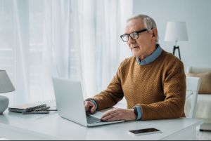 Новости: Что произойдет с пенсией работающего пенсионера после увольнения